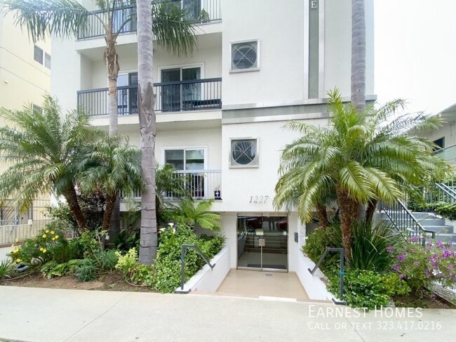 property at 1227 Granville Ave