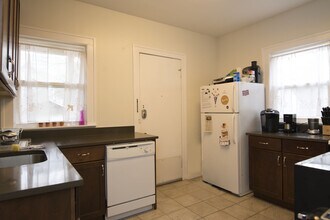 1024 Foster St in Evanston, IL - Building Photo - Building Photo