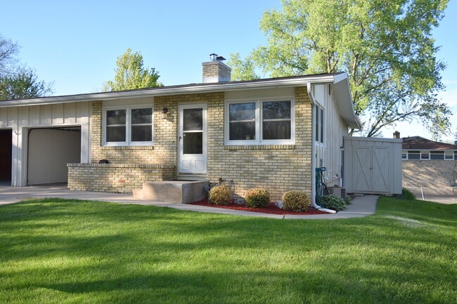 property at 6706 Spring Grove Ct