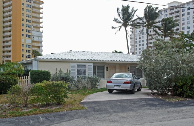 336 Sunset Dr in Pompano Beach, FL - Foto de edificio - Building Photo