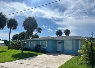 112 Rose St in Venice, FL - Building Photo - Building Photo