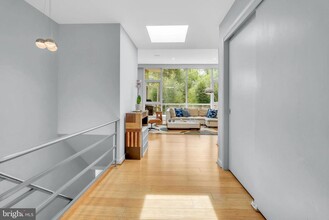 3302 Shirley Ln in Chevy Chase, MD - Building Photo - Building Photo