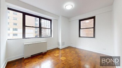145 E 16th St in New York, NY - Building Photo - Building Photo