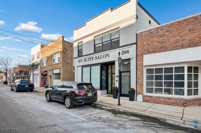 266 Morris Ave in Springfield, NJ - Building Photo - Building Photo