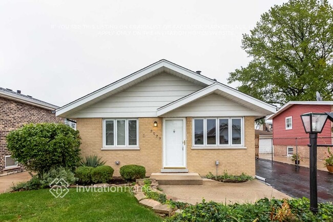 property at 9029 Parkside Ave