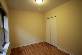 2807 W Lawrence Ave, Unit D2S in Chicago, IL - Building Photo - Building Photo