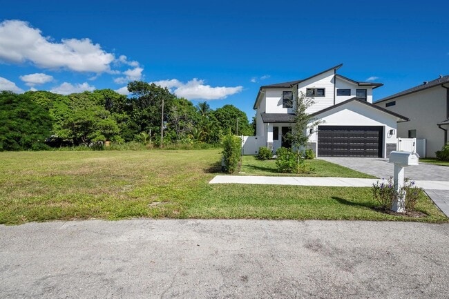 580 Lucky Ln in Delray Beach, FL - Building Photo - Building Photo