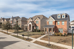 Grand Homes Savannah Marietta in Aubrey, TX - Building Photo