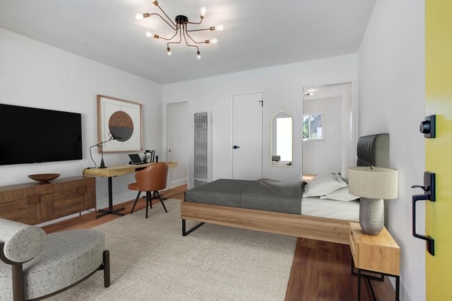 property at 1302 W Olive Ave