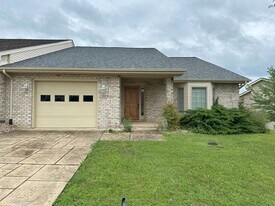 155 Daniel Ct in Strasburg, VA - Building Photo