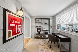 1224 S Westlake Blvd in Westlake Village, CA - Building Photo - Building Photo