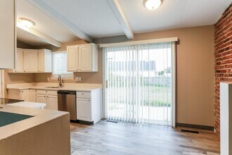 4807 Warminster Dr in Columbus, OH - Building Photo - Building Photo