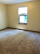 10065 Hillview Dr in Pensacola, FL - Building Photo - Building Photo
