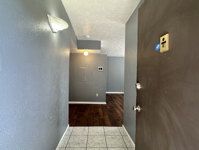 property at 1620 N Wilmot Rd