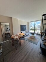 120 NW 31st St, Unit A2 in Miami, FL - Building Photo