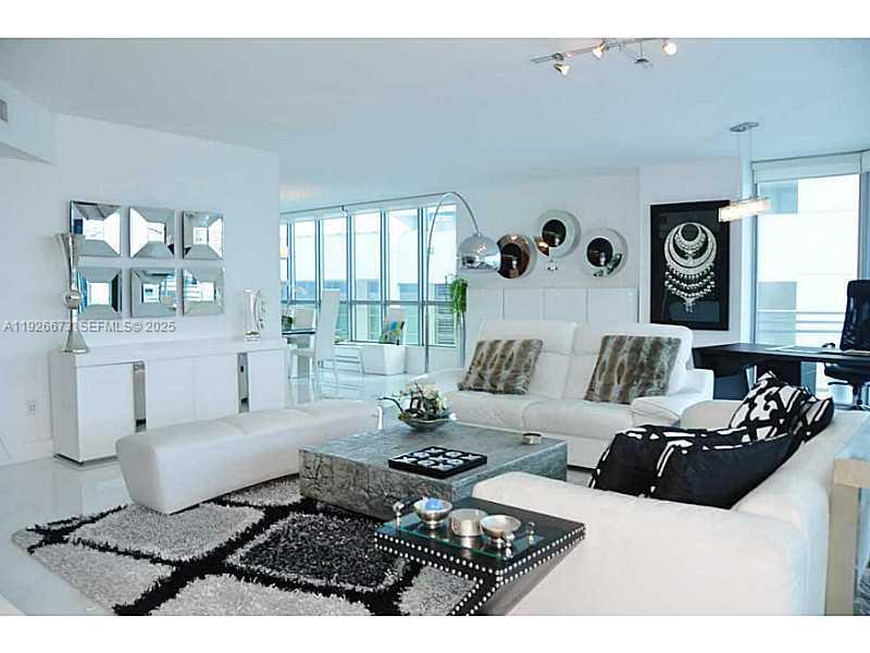 3535 S Ocean Dr in Hollywood, FL - Building Photo