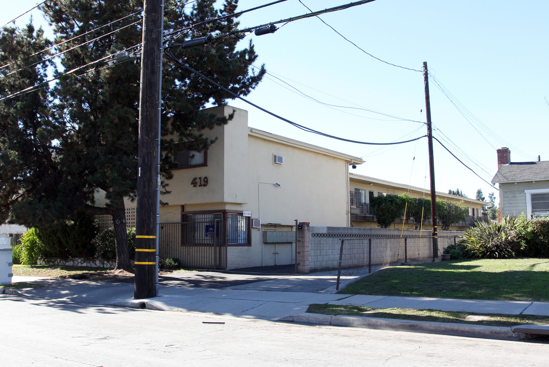 419 N Chandler Ave in Monterey Park, CA - Building Photo