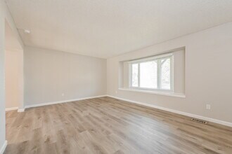 18178 E Mansfield Ave in Aurora, CO - Building Photo - Building Photo