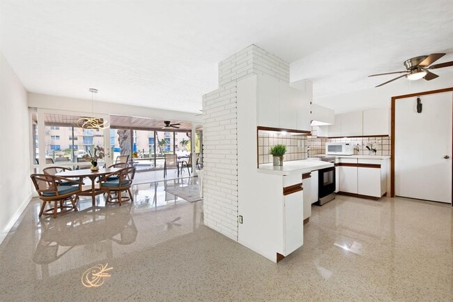 1718 SE 14th St in Fort Lauderdale, FL - Building Photo - Building Photo