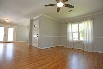 1721 Woodcrest Dr in Houston, TX - Building Photo - Building Photo