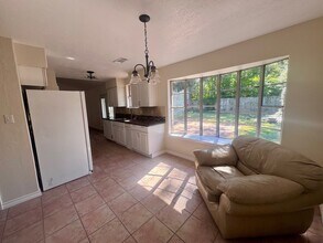 2006 Seagate Ln in Houston, TX - Building Photo - Building Photo