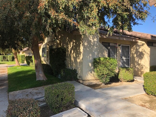 8706 Lyn River Ct