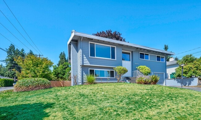 19924 52nd Pl W in Lynnwood, WA - Building Photo - Building Photo
