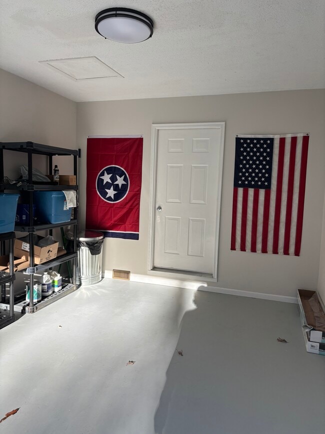 1015 Katta Trce in Crossville, TN - Building Photo - Building Photo