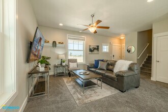 5032 W Bear Trap Dr in South Jordan, UT - Building Photo - Building Photo