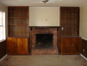 2108 N Oak St in Valdosta, GA - Building Photo - Building Photo