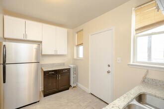 10985 S Church St in Chicago, IL - Building Photo - Building Photo