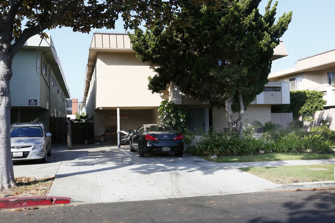 3635 Vinton Ave in Los Angeles, CA - Building Photo