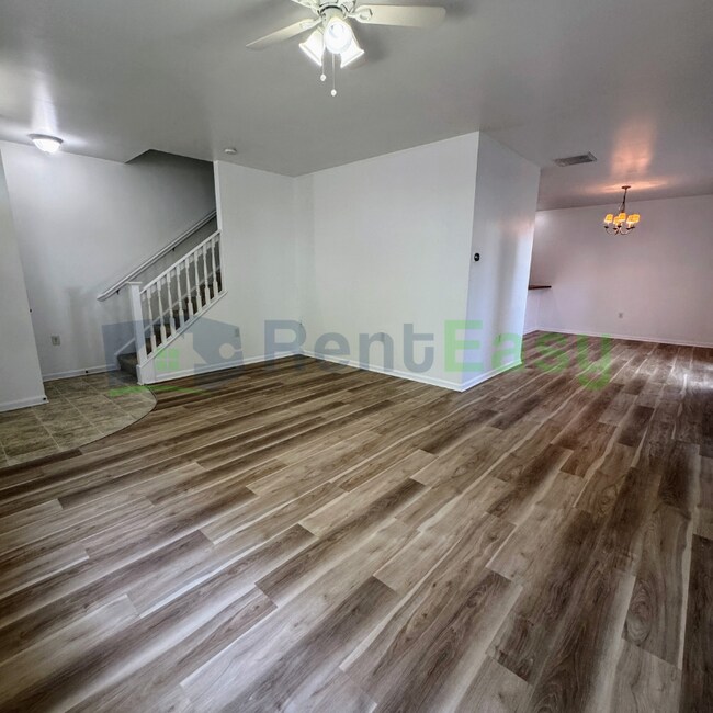 1323 Emsworth Dr in Chesapeake, VA - Building Photo - Building Photo