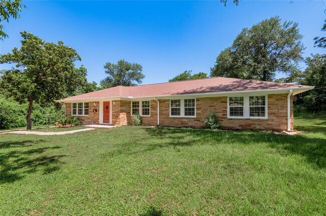 property at 1614 14th St