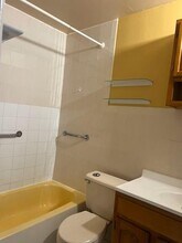 62-12 75th Ave in Queens, NY - Building Photo - Building Photo