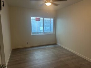 209 W Palmer Ave, Unit B in Glendale, CA - Foto de edificio - Building Photo