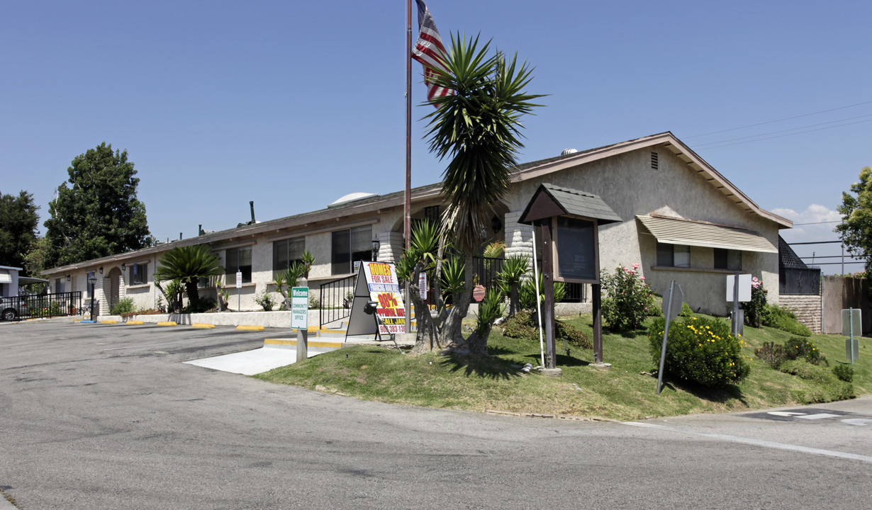 Glen Aire Mobile Estates in San Bernardino, CA - Foto de edificio