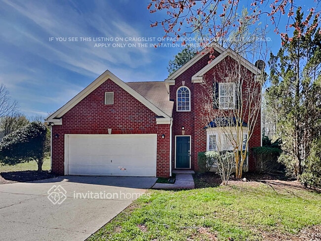 property at 1218 Everwood Dr SW