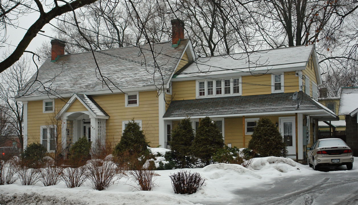 147 Bay St in Glens Falls, NY - Building Photo