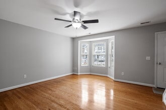 148 Callan Park Ln in Cary, NC - Building Photo - Building Photo