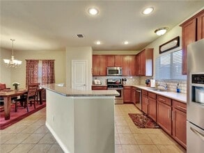 3809 Whisper Hollow Way in Fort Worth, TX - Building Photo - Building Photo