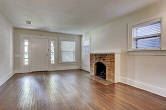 1926 W McKinney St in Houston, TX - Building Photo - Building Photo