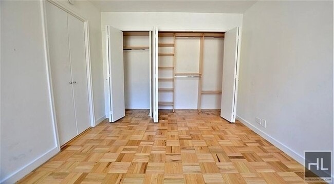 EAST 49 STREET in New York, NY - Building Photo - Building Photo