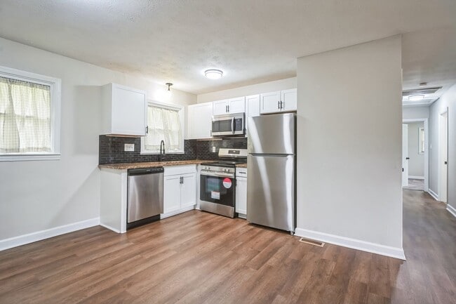 628 Mclamb Dr in Fayetteville, NC - Building Photo - Building Photo