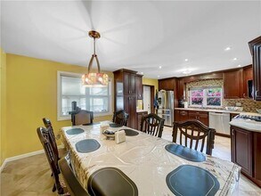 226 Avenue Z in Brooklyn, NY - Building Photo - Building Photo