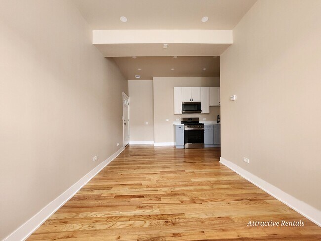 6341 S Elizabeth St in Chicago, IL - Foto de edificio - Building Photo