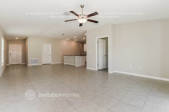 1545 Blue Rose Dr in Ruskin, FL - Building Photo - Building Photo