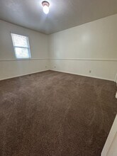 3250 W Derby Cir in West Jordan, UT - Building Photo - Building Photo
