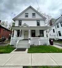 212 Circular St, Unit 2 in Saratoga Springs, NY - Building Photo - Building Photo