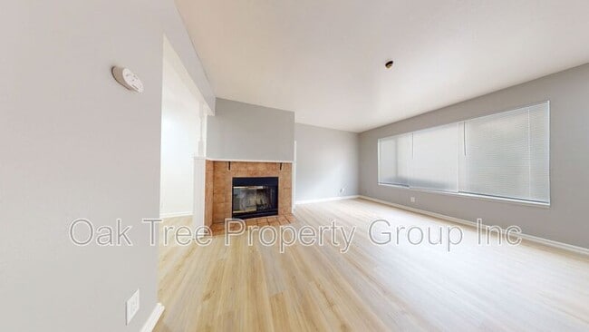 625 F St in Petaluma, CA - Building Photo - Building Photo